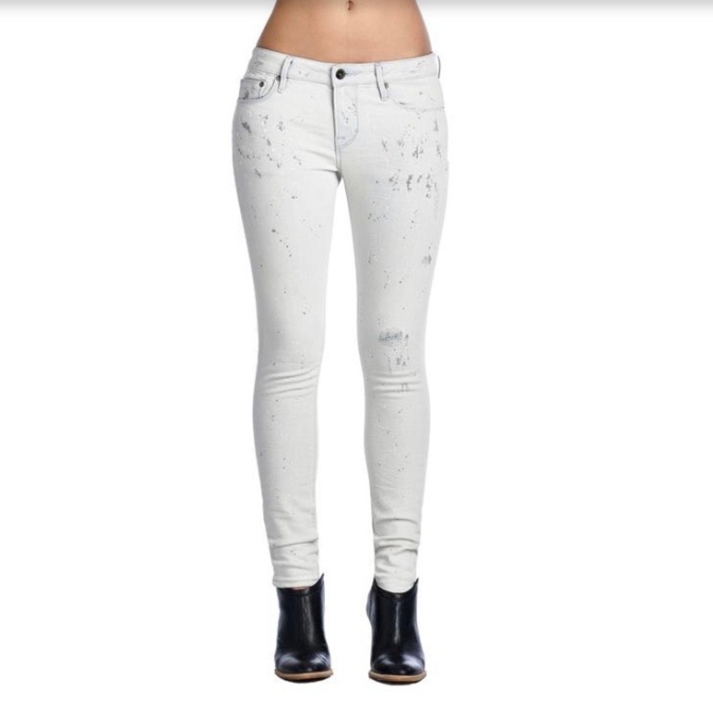 Cult of Individuality Zen Mid-Rise Skinny Jeans 24